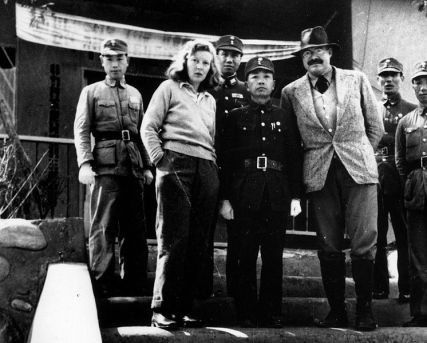Ο Χέμινγουέυ και η Γκέλλχορν στην Κίνα, το 1941